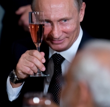 Putin toasts his Victory at 2015 UN Assembly